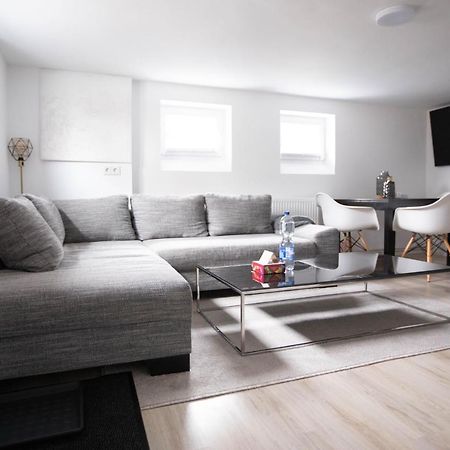 80Qm - 4 Rooms - Private Parking - Keller-Basement - Mallibase Apartments Ганновер Екстер'єр фото