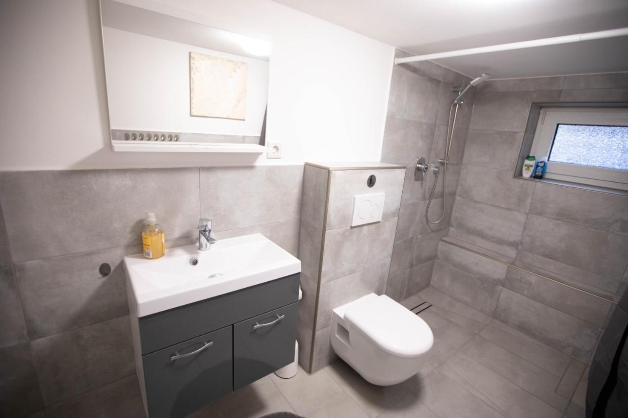 80Qm - 4 Rooms - Private Parking - Keller-Basement - Mallibase Apartments Ганновер Екстер'єр фото