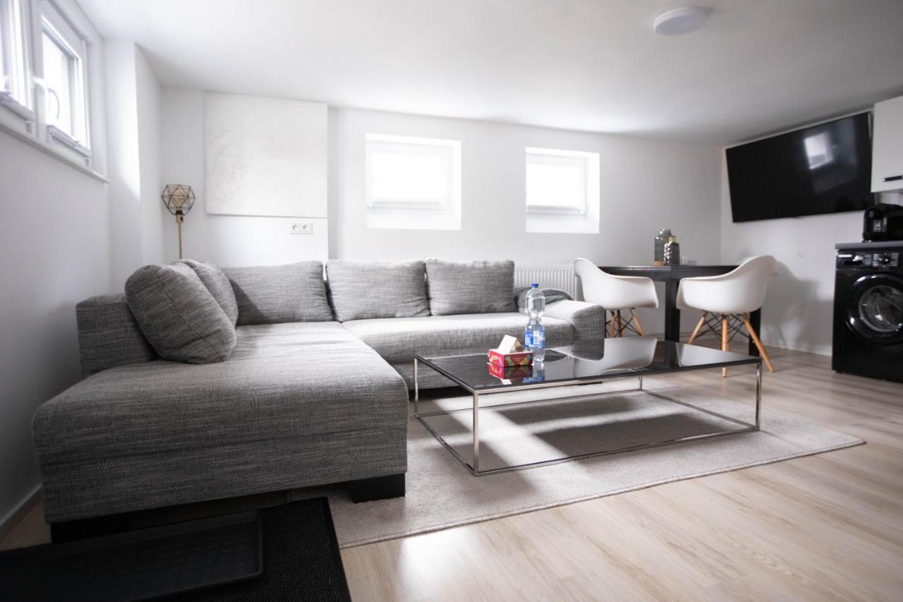 80Qm - 4 Rooms - Private Parking - Keller-Basement - Mallibase Apartments Ганновер Екстер'єр фото